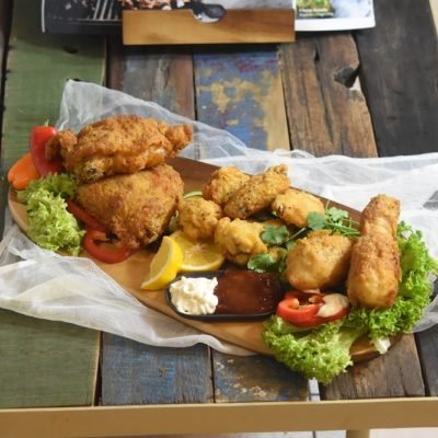 SIGNATURE SEASONED CHICKEN